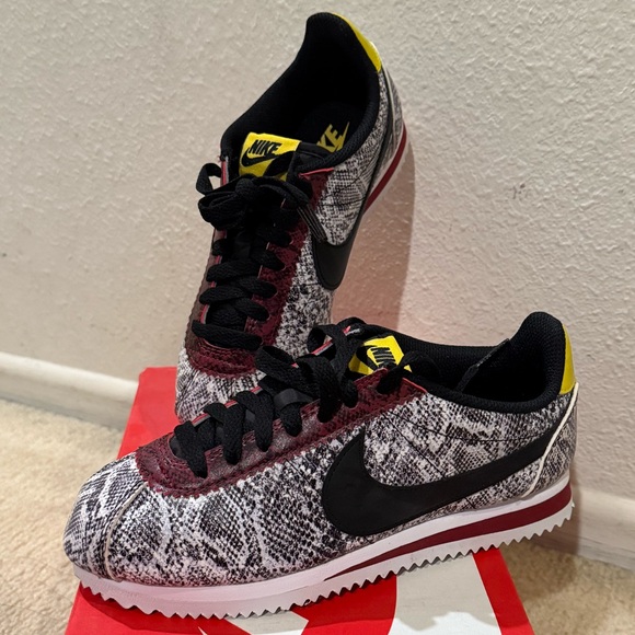 NEW Women’s CLASSIC CORTEZ LEATHER 'SNAKESKIN' Python Shoes Sneakers - Picture 4 of 8